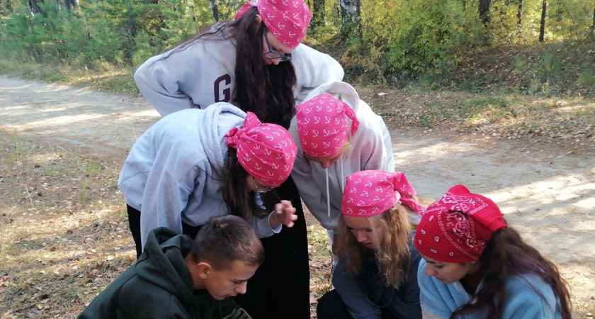 "Свет Отцов" и школа-интернат организовали в Усолье "Осеннюю тропу"