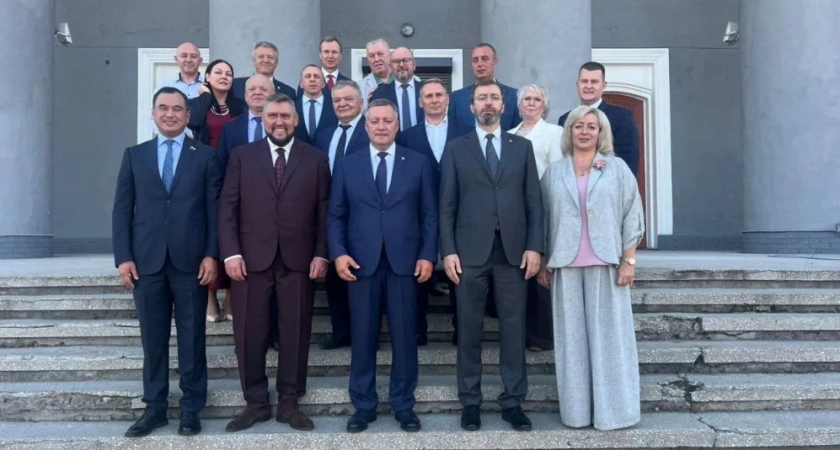 В Иркутской области состоялась инаугурация переизбранного мэра Вадима Семёнова