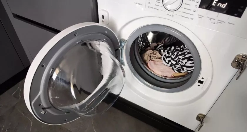 Всегда кладу ложку в барабан стиральной машины — теперь стирка чище, а полотенца как новые