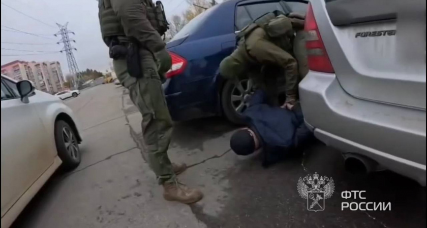 Представитель фирмы в Усолье-Сибирском задержан за передачу денег таможеннику