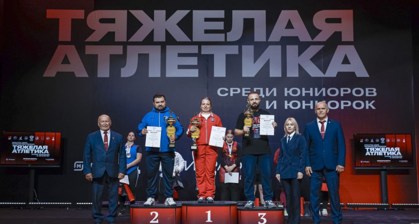 Иркутские тяжелоатлеты завоевали 24 медали на первенстве России