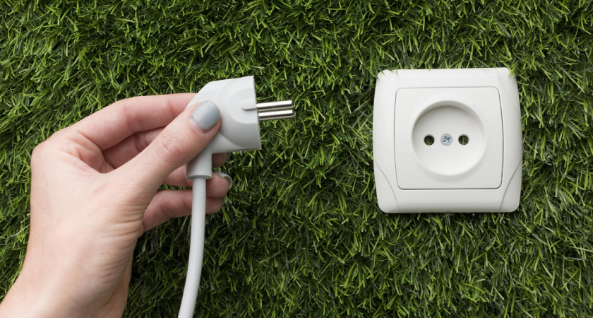 Отключаю от розетки эти 5 приборов и плачу за ЖКХ на 30% меньше - список