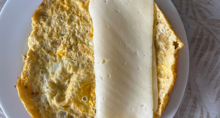 Научили готовить вкуснятину на завтрак за считаные минуты: 2 яйца + пачка творога