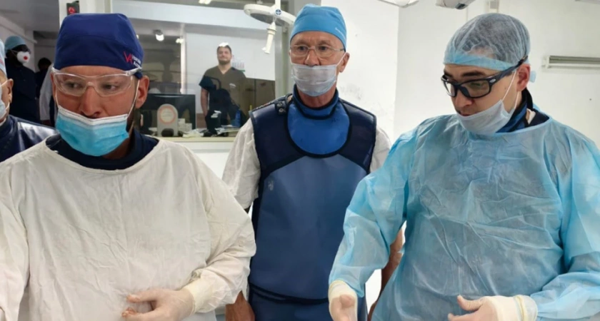 Иркутские кардиологи впервые восстановили артерию пациента через миниатюрный прокол