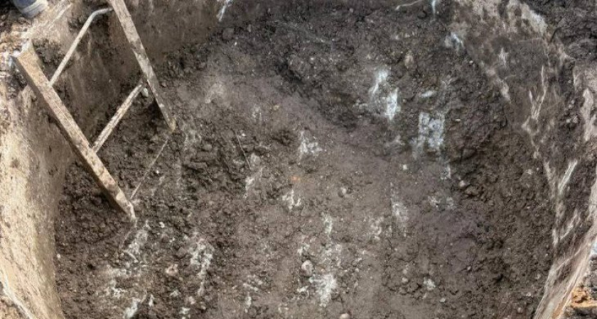 В Иркутской области злоумышленники забетонировали канализационные колодцы