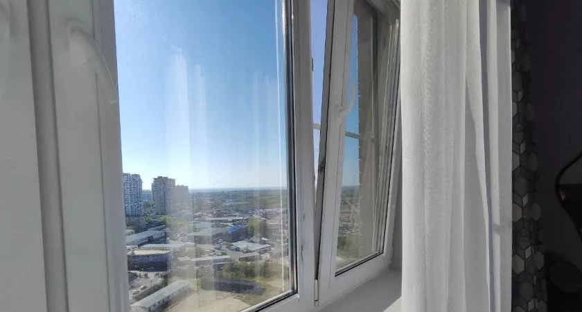 1 колпачок в воду — и окна мыть до весны не нужно: сияют чистотой как новые, никаких разводов — лайфхак