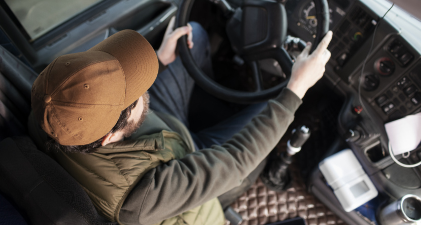 В Иркутской области водителям предлагают заработок от 200 тысяч рублей