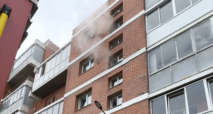 В Иркутской области причиной пожара в пятиэтажке рассматривают поджог