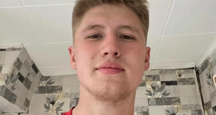 В Иркутской области студент спас из огня заблокированную в доме женщину