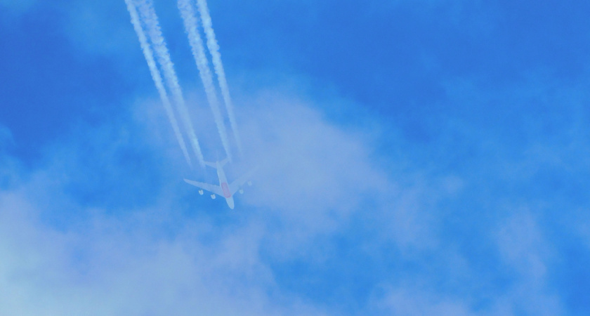 Суд отказал иркутянину во взыскании убытков с авиакомпании за задержку рейса