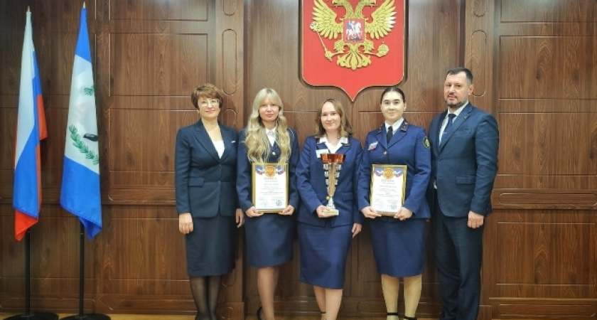 Секретарь из Усольского городского суда заняла второе место на областном конкурсе