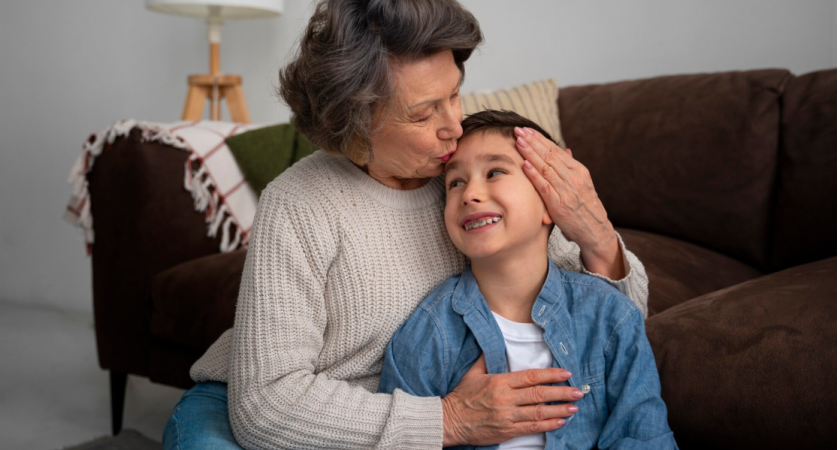 Откуда берётся запах старости: учёные нашли скрытую причину, почему от пожилых так пахнет