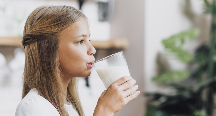 Ученые назвали идеальный утренний напиток для мозга: не чай и не кофе - польза всего в 1 кружке