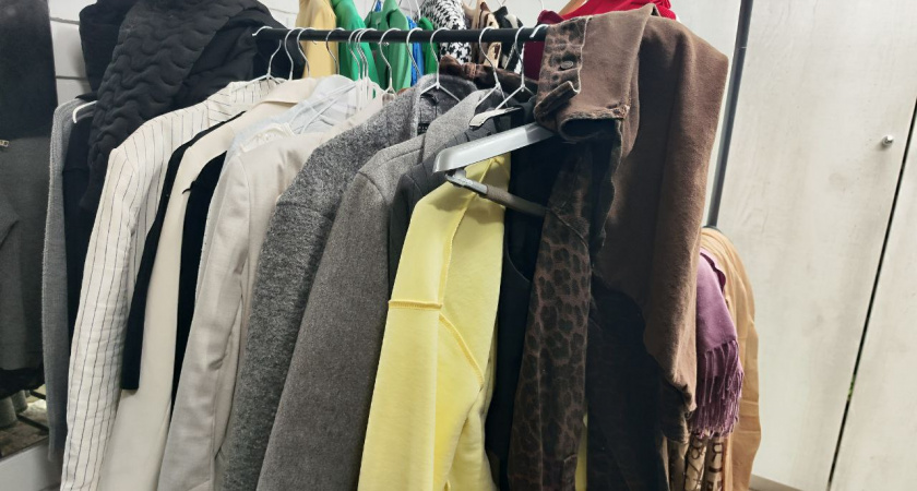 Найдено простое решение против катышков: способ, пришедший из Европы — не бритва и не машинка