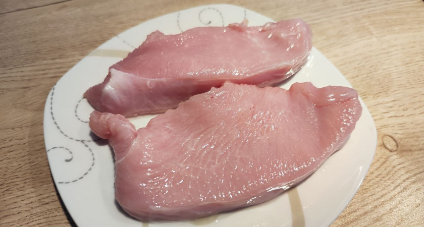 Друзья просят делать на заказ, а я и себе не успеваю готовить: делюсь рецептом "Пикантного" филе – у нас оно улетает килограммами