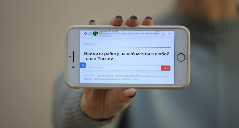 Работодатели Иркутской области предлагают почти 2 тысячи вакансий с проживанием