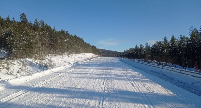 В Иркутской области расчистили от снега стратегические северные магистрали