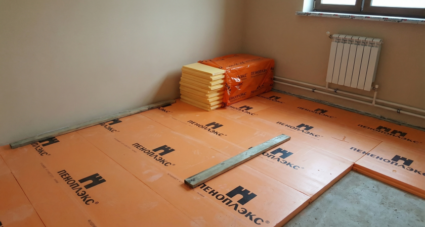 Хватит выбрасывать деньги на минвату: вот чем заменил её и навсегда забыл про сырость