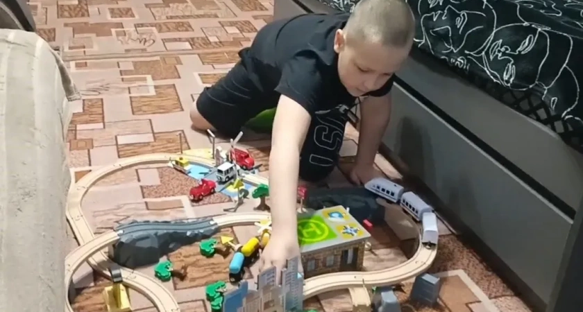 Губернатор Иркутской области помог исполнить новогоднюю мечту школьника из Зимы