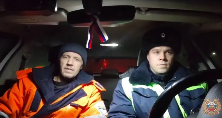 Иркутские инспекторы ДПС помогли водителю заглохшего грузовика выжить в мороз