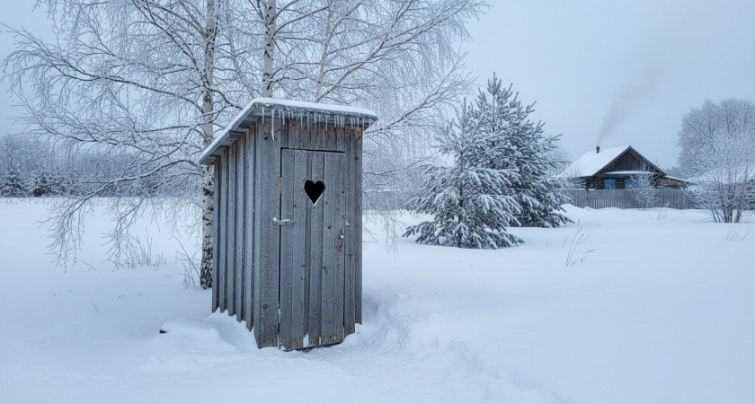 Умные дачники сверлят дырку в унитазе и всю зиму живут спокойно: совет от соседа