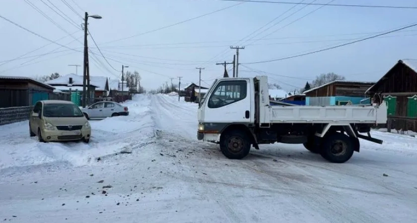 В поселке Иркутской области в ДТП пострадала 11-летняя девочка