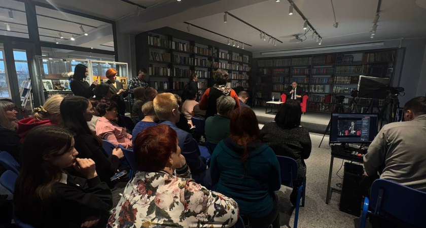 Мэр Усолья-Сибирского ответил на вопросы горожан в ходе открытой встречи