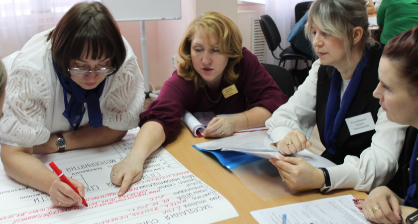 Специалисты из Усолья-Сибирского научили коллег работать с семьями детей-инвалидов