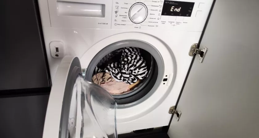 Всегда кладу ложку в барабан стиральной машины — теперь стирка чище, а полотенца как новые