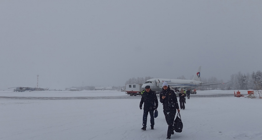 В Иркутской области самолет не смог приземлиться в пункте назначения из-за погоды