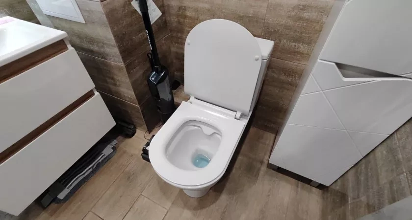 Почему следует солить воду в унитазе. Запомните это раз и навсегда