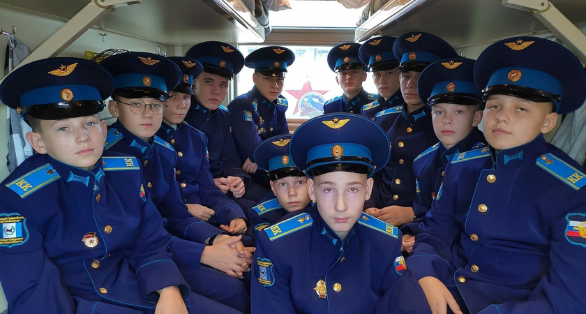 Усольские кадеты вернулись домой с агитпоезда