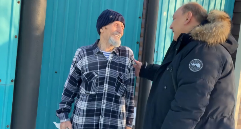 Благодарность за победу: мэр поздравил ветеранов Великой Отечественной войны с наступающим новым годом!