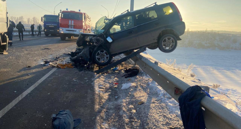 Полицейские в Усольском районе выясняют обстоятельства ДТП