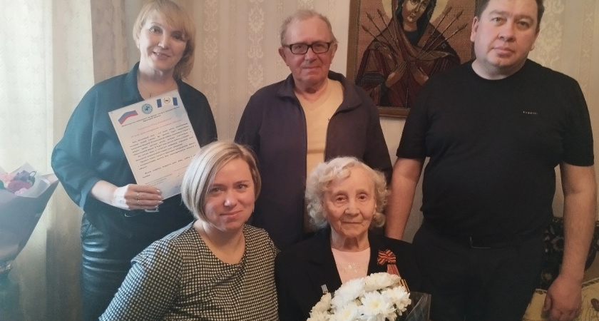 Труд и хорошее настроение - секрет долголетия 95-летней жительницы города