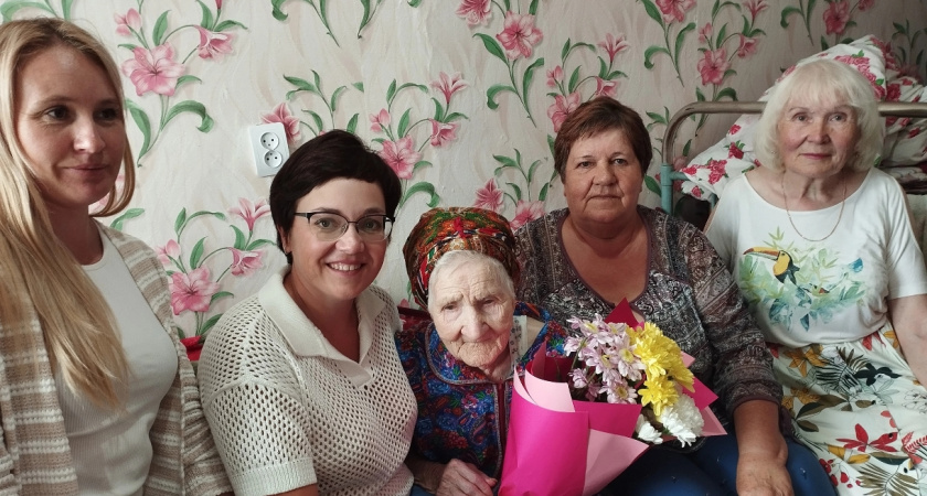 Труд - секрет долголетия 101-летней жительницы Усольского района 