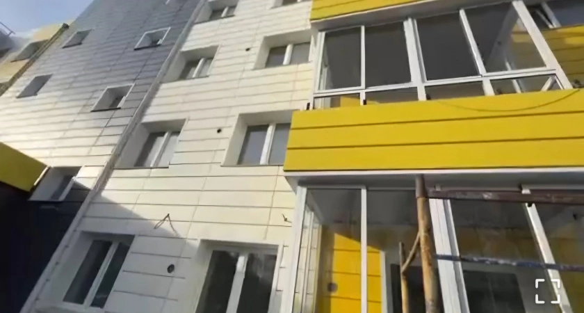 Фото к статье: В Усолье-Сибирском в ближайшее время еще 24 семьи будут переселены из аварийного жилья.