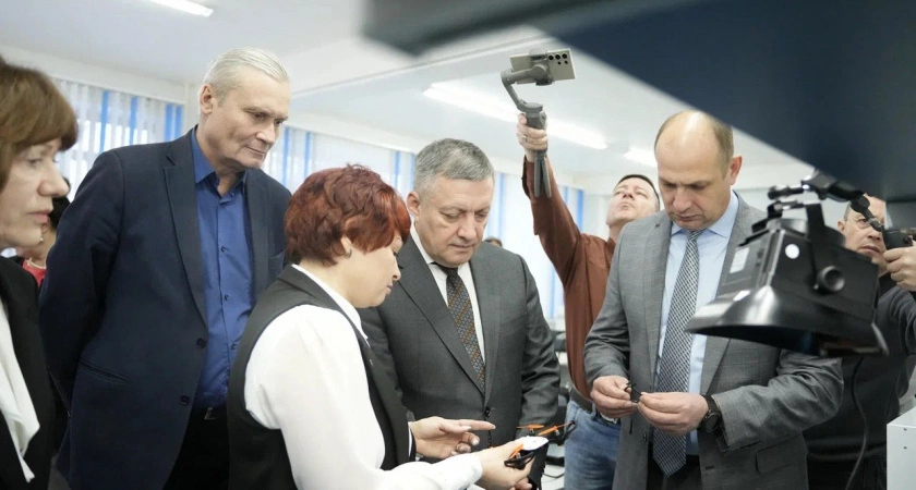 Фото к статье: В Иркутской области развивают техническое образование: более тысячи школьников посещают классы по работе с беспилотниками