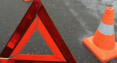 В Еланцах водитель иномарки врезался в опору ЛЭП: пострадали три девочки, погиб четырехлетний мальчик