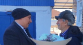 Мэр города поздравил долгожителя с юбилеем