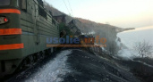 На Восточно-Сибирской железной дороге с рельсов сошел 21 вагон с углем