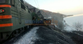 На Восточно-Сибирской железной дороге с рельсов сошел 21 вагон с углем
