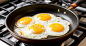 Почему нельзя жарить яичницу на подсолнечном масле - запомните это раз и навсегда