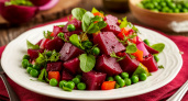 Винегрет теперь в пролете: готовим сочный и вкусный салат со свеклой "Джульетта" — домочадцы уплетают его за 1 минуту