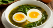 Шедевр из ничего: рецепт супа из щавеля с яйцом — готовить обязательно