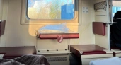 "Это мое место": что делать, если сосед требует уступить нижнюю полку в поезде — ответ опытного проводника
