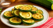 Жареные кабачки без капли лишнего жира: корочка аппетитная и вкус — как в лучших ресторанах