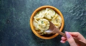 Не "лаврушка" и не петрушка: Что добавить в бульон для пельменей — вкус как в 5-звёздочном ресторане