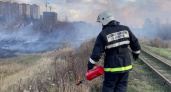 В Иркутске проводят контролируемые отжиги сухой травы перед пожароопасным сезоном