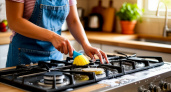 Решетка газовой плиты как новая за 20 минут: гениальный способ без химии справляется даже с многолетним нагаром